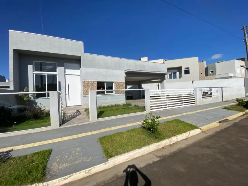 Foto 1 de Casa com 3 quartos à venda, 140m2 em Gravatai - RS