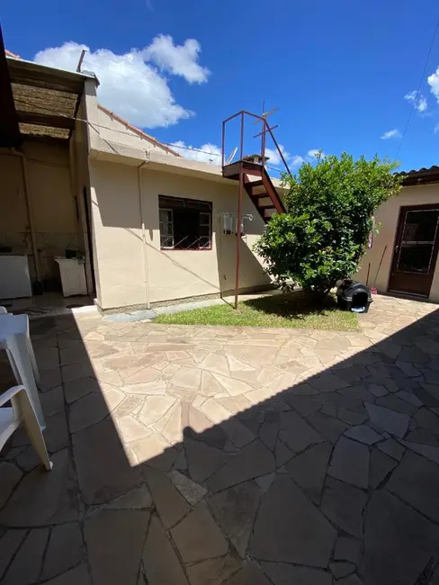 Foto 2 de Casa com 3 quartos à venda, 220m2 em Vila Cachoeirinha, Cachoeirinha - RS