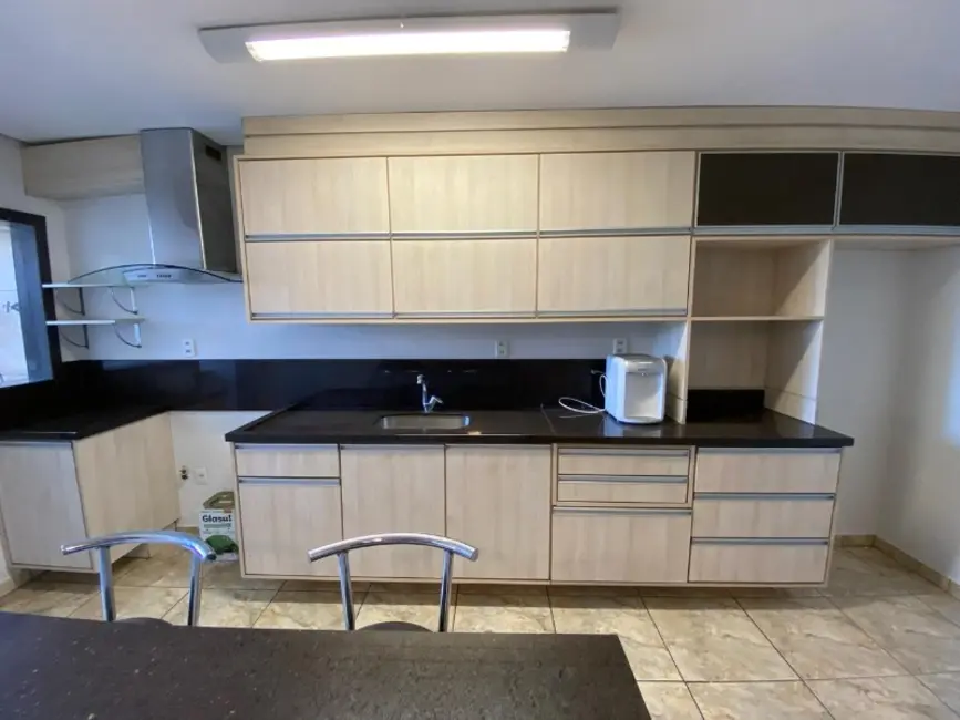 Foto 7 de Apartamento com 3 quartos à venda e para alugar, 240m2 em Vila Eunice Nova, Cachoeirinha - RS