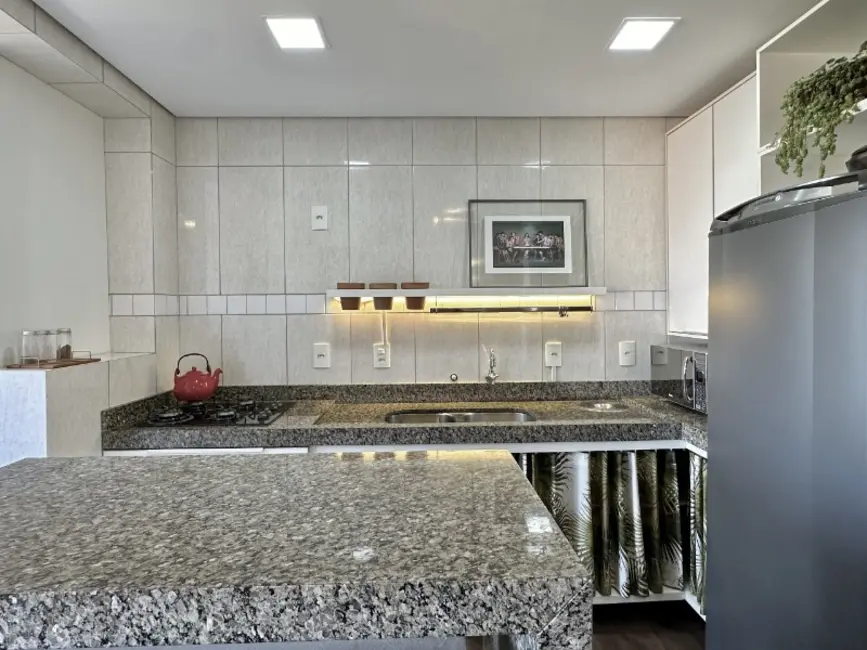 Foto 3 de Apartamento com 2 quartos à venda, 56m2 em Vila Imbui, Cachoeirinha - RS