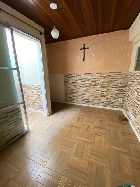 Foto 8 de Casa com 2 quartos à venda, 85m2 em Vila Jardim América, Cachoeirinha - RS