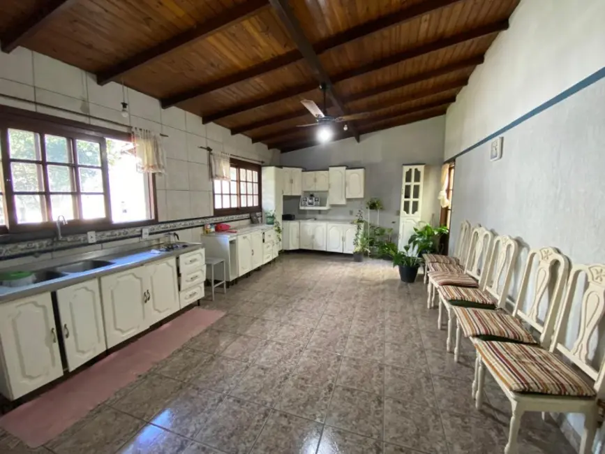 Foto 3 de Casa com 2 quartos à venda, 120m2 em Vila Parque Brasília, Cachoeirinha - RS