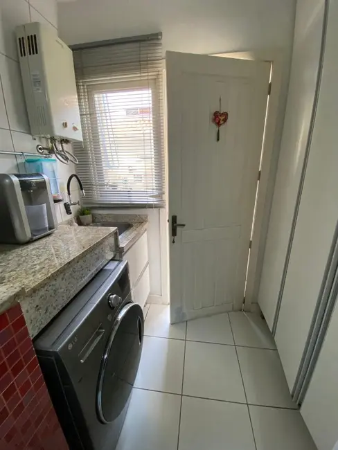 Casa com 2 quartos à venda, 73m2 em Cachoeirinha - RS - imagem 9 Foto 9 de Casa com 2 quartos à venda, 73m2 em Cachoeirinha - RS