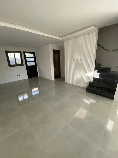 Foto 3 de Casa com 3 quartos à venda, 100m2 em Cachoeirinha - RS