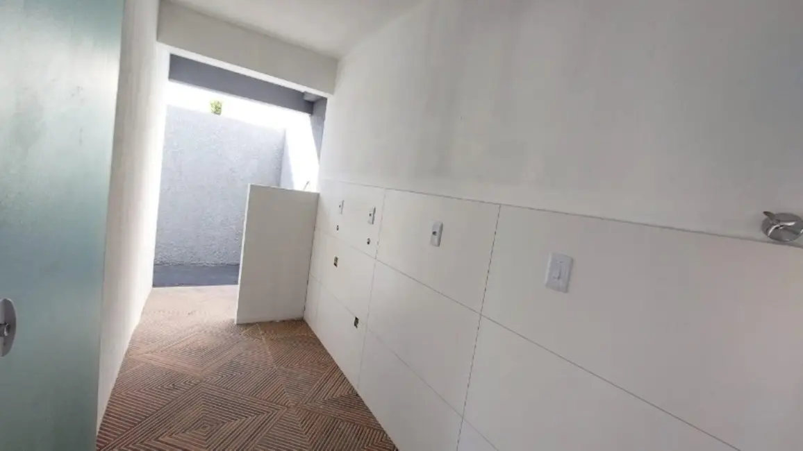 Casa com 2 quartos à venda, 72m2 em Centro, Tramandai - RS - imagem 8 Foto 8 de Casa com 2 quartos à venda, 72m2 em Centro, Tramandai - RS
