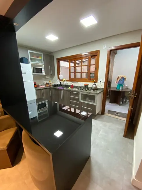 Foto 7 de Casa com 2 quartos à venda, 80m2 em Vila Eunice Velha, Cachoeirinha - RS