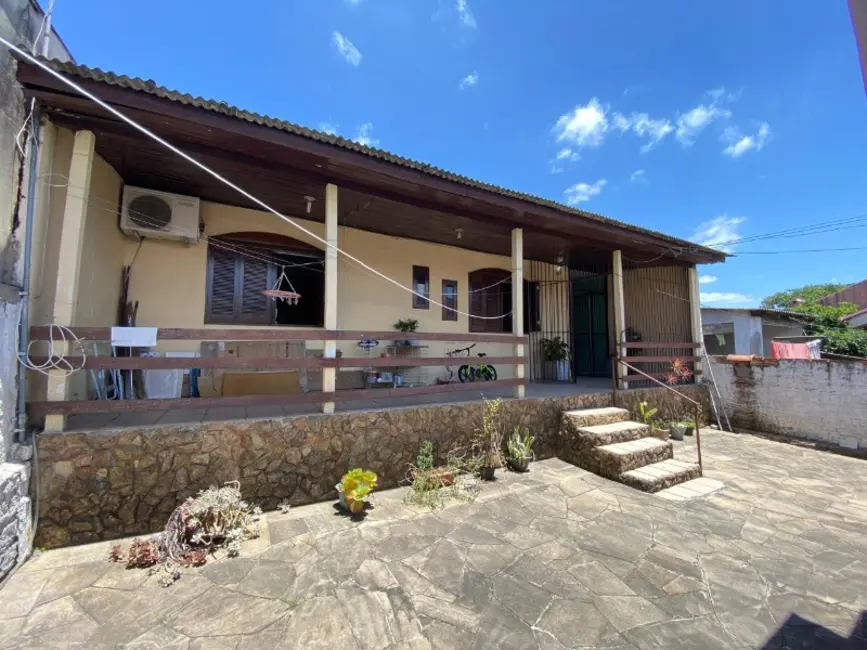 Casa com 4 quartos à venda, 130m2 em Vila Parque Brasília, Cachoeirinha - RS - imagem 1 Foto 1 de Casa com 4 quartos à venda, 130m2 em Vila Parque Brasília, Cachoeirinha - RS