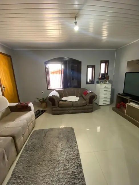 Casa com 4 quartos à venda, 130m2 em Vila Parque Brasília, Cachoeirinha - RS - imagem 7 Foto 7 de Casa com 4 quartos à venda, 130m2 em Vila Parque Brasília, Cachoeirinha - RS