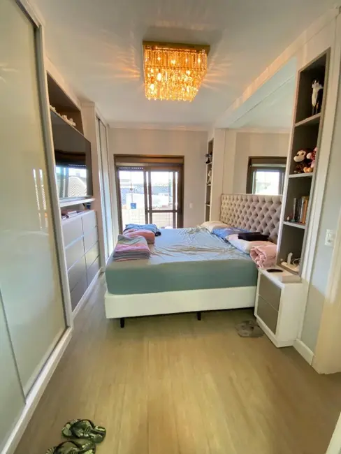 Apartamento com 2 quartos à venda, 107m2 em Vila Imbui, Cachoeirinha - RS - imagem 4 Foto 4 de Apartamento com 2 quartos à venda, 107m2 em Vila Imbui, Cachoeirinha - RS