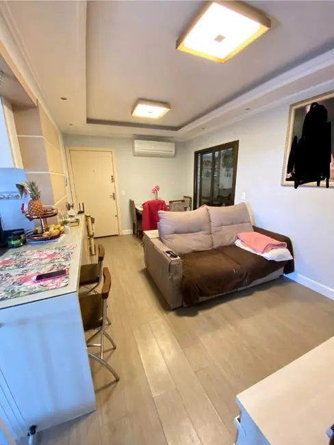 Apartamento com 2 quartos à venda, 107m2 em Vila Imbui, Cachoeirinha - RS - imagem 6 Foto 6 de Apartamento com 2 quartos à venda, 107m2 em Vila Imbui, Cachoeirinha - RS