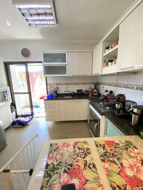 Apartamento com 2 quartos à venda, 107m2 em Vila Imbui, Cachoeirinha - RS - imagem 3 Foto 3 de Apartamento com 2 quartos à venda, 107m2 em Vila Imbui, Cachoeirinha - RS