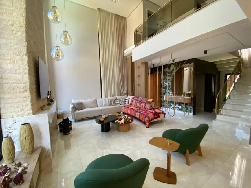 Foto 8 de Casa com 3 quartos à venda, 311m2 em Cachoeirinha - RS