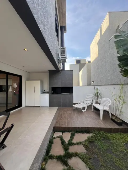 Foto 9 de Casa de Condomínio com 4 quartos à venda, 156m2 em Gravatai - RS