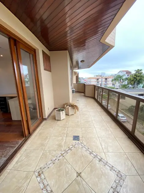 Foto 8 de Apartamento com 3 quartos à venda, 166m2 em Vila Eunice Nova, Cachoeirinha - RS