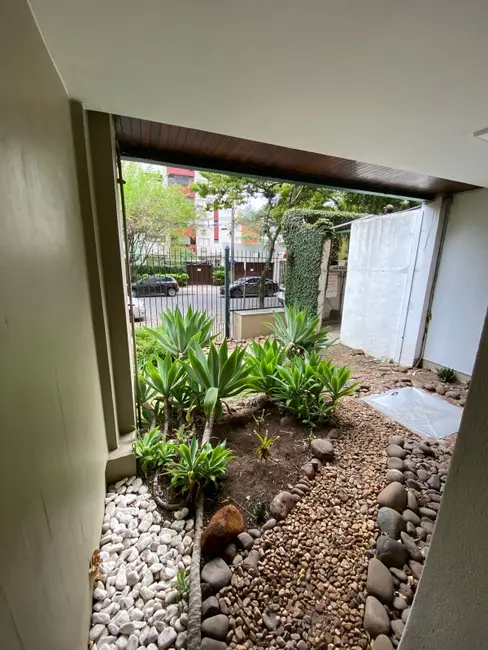 Apartamento com 3 quartos à venda, 262m2 em Menino Deus, Porto Alegre - RS - imagem 7 Foto 7 de Apartamento com 3 quartos à venda, 262m2 em Menino Deus, Porto Alegre - RS