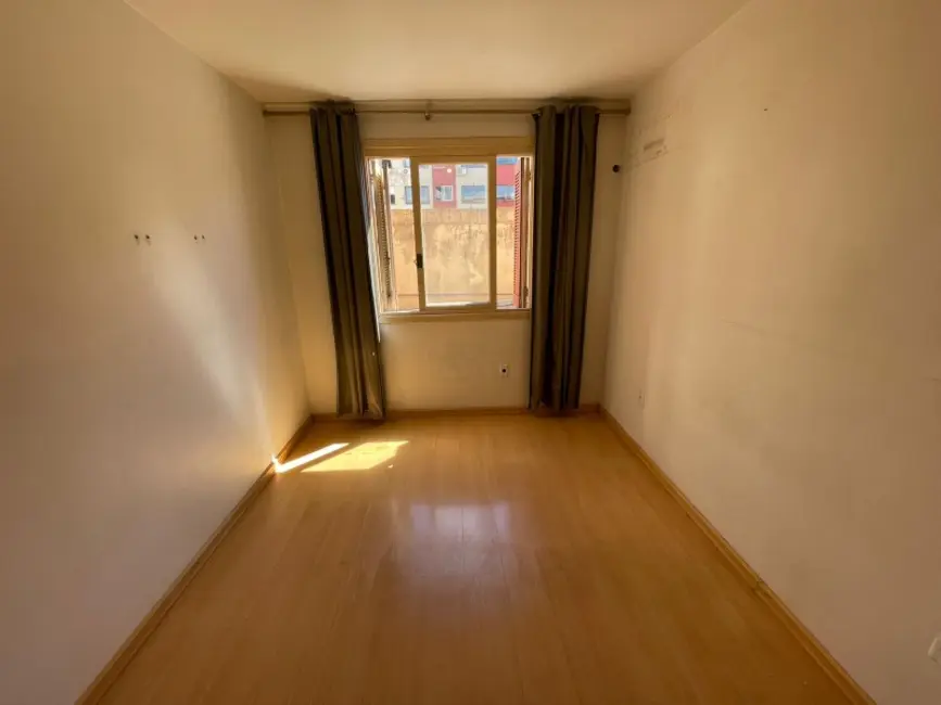 Foto 5 de Apartamento com 1 quarto à venda, 45m2 em COHAB, Cachoeirinha - RS