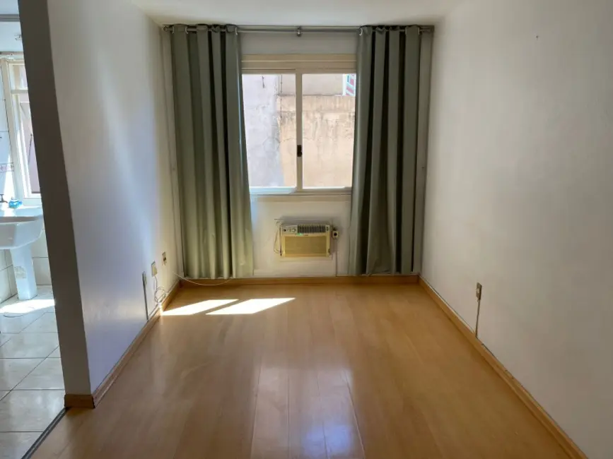 Foto 6 de Apartamento com 1 quarto à venda, 45m2 em COHAB, Cachoeirinha - RS