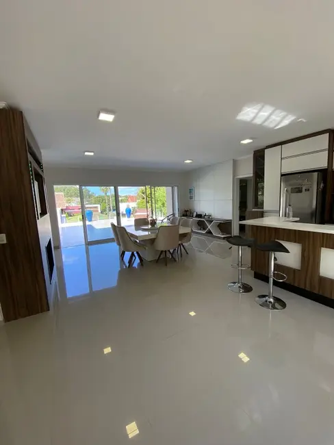 Foto 8 de Casa de Condomínio com 3 quartos à venda, 385m2 em Morada Gaúcha, Gravatai - RS