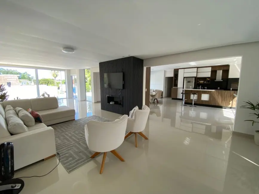 Foto 4 de Casa de Condomínio com 3 quartos à venda, 385m2 em Morada Gaúcha, Gravatai - RS