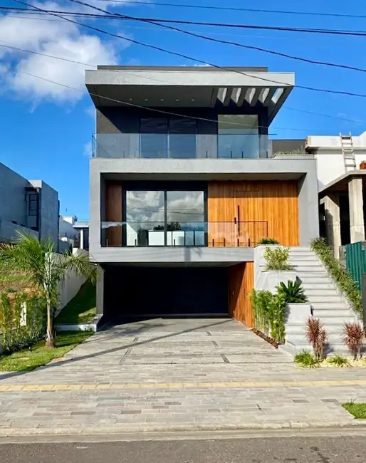 Foto 1 de Casa de Condomínio com 3 quartos à venda, 250m2 em Centro, Gravatai - RS