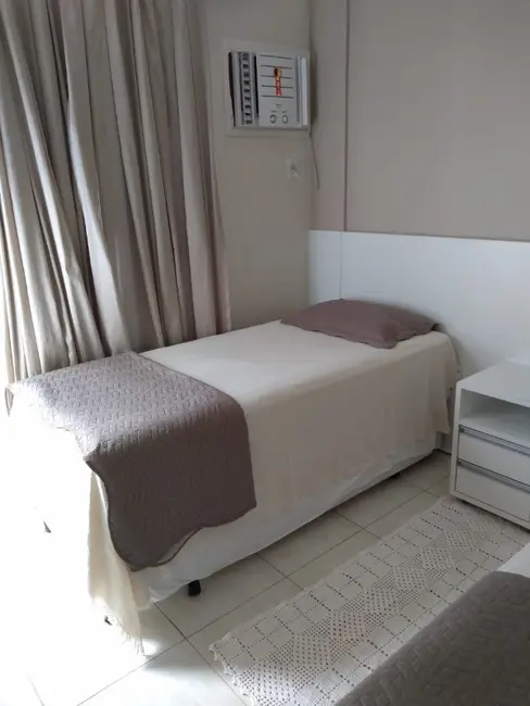 Foto 9 de Apartamento com 2 quartos à venda, 86m2 em Bombinhas - SC