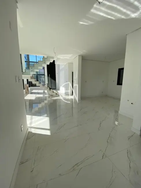 Foto 8 de Casa de Condomínio com 3 quartos à venda, 202m2 em Cachoeirinha - RS