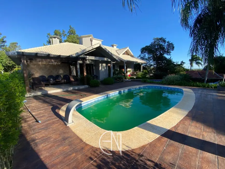 Foto 1 de Casa de Condomínio com 3 quartos à venda, 396m2 em Gravatai - RS