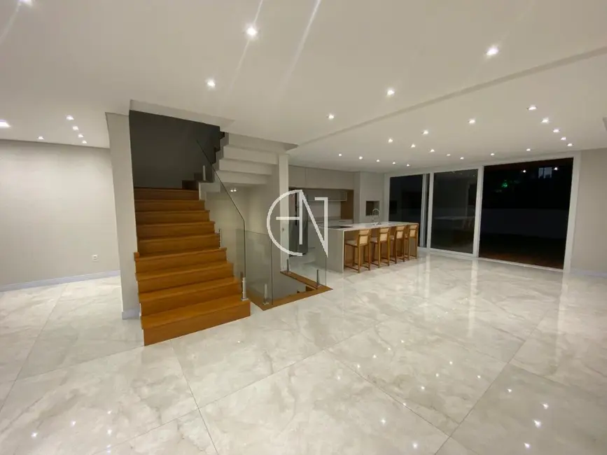 Foto 7 de Casa com 3 quartos à venda, 250m2 em Centro, Gravatai - RS