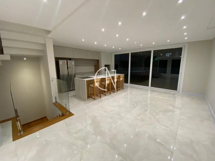 Foto 6 de Casa com 3 quartos à venda, 250m2 em Centro, Gravatai - RS