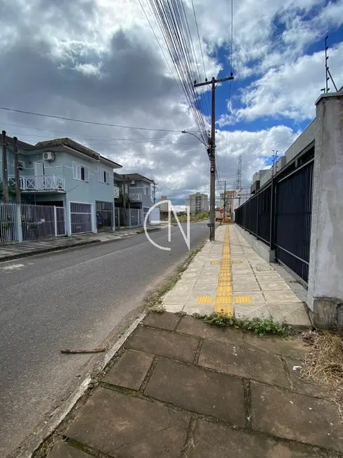 Foto 2 de Terreno / Lote à venda, 310m2 em Cachoeirinha - RS
