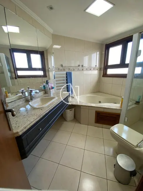 Foto 3 de Apartamento com 3 quartos à venda, 149m2 em Vila Eunice Nova, Cachoeirinha - RS