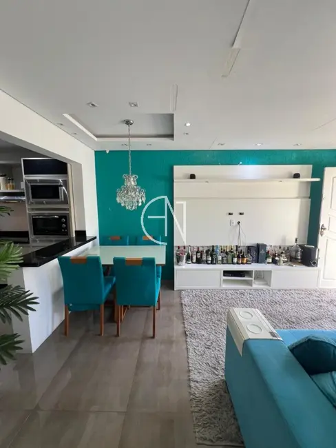 Casa com 5 quartos à venda, 300m2 em Krahe, Viamao - RS - imagem 6 Foto 6 de Casa com 5 quartos à venda, 300m2 em Krahe, Viamao - RS