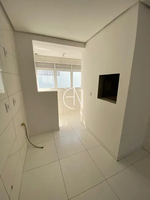 Foto 4 de Apartamento com 2 quartos à venda, 65m2 em Vila Silveira Martins, Cachoeirinha - RS