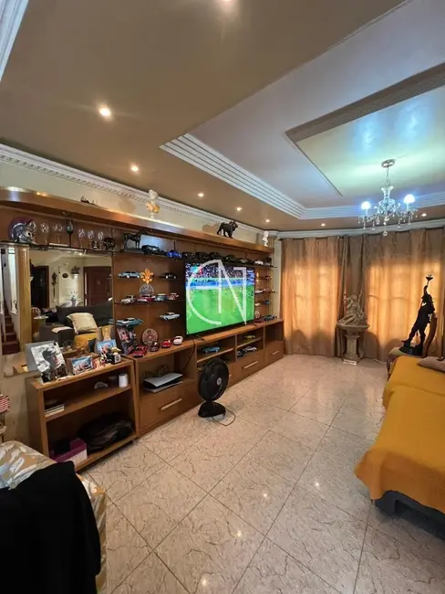 Foto 3 de Casa com 3 quartos à venda, 400m2 em Estância Velha, Canoas - RS