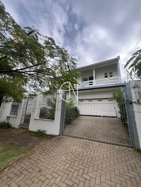 Casa com 4 quartos à venda, 240m2 em Estância Velha, Canoas - RS - imagem 2 Foto 2 de Casa com 4 quartos à venda, 240m2 em Estância Velha, Canoas - RS