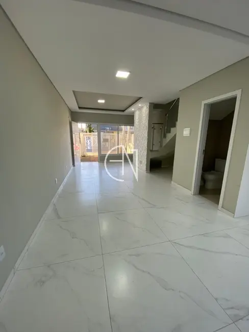 Foto 5 de Casa com 3 quartos à venda, 107m2 em Parque da Matriz, Cachoeirinha - RS