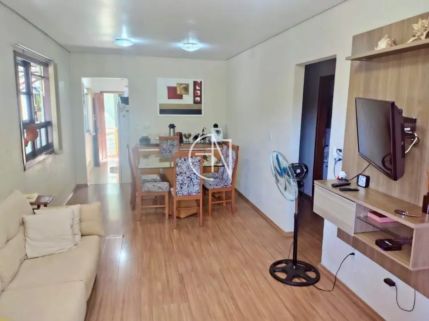 Foto 6 de Casa com 3 quartos à venda, 120m2 em Parque da Matriz, Cachoeirinha - RS