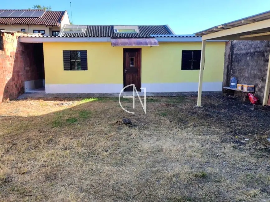 Foto 1 de Casa com 2 quartos à venda, 55m2 em Parque da Matriz, Cachoeirinha - RS