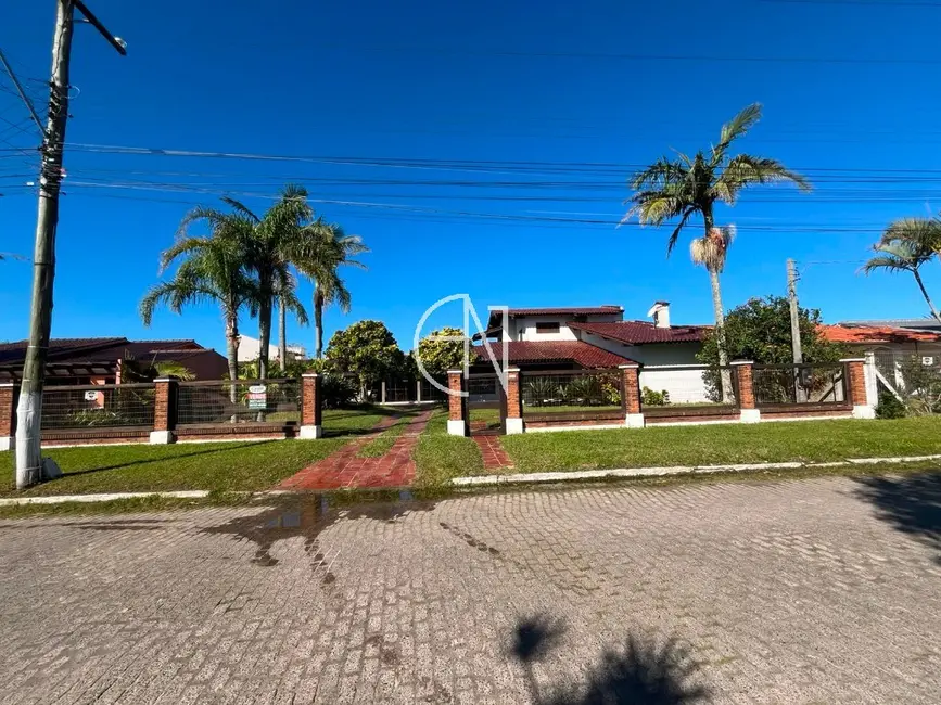 Foto 2 de Casa com 7 quartos à venda, 330m2 em Centro, Imbe - RS