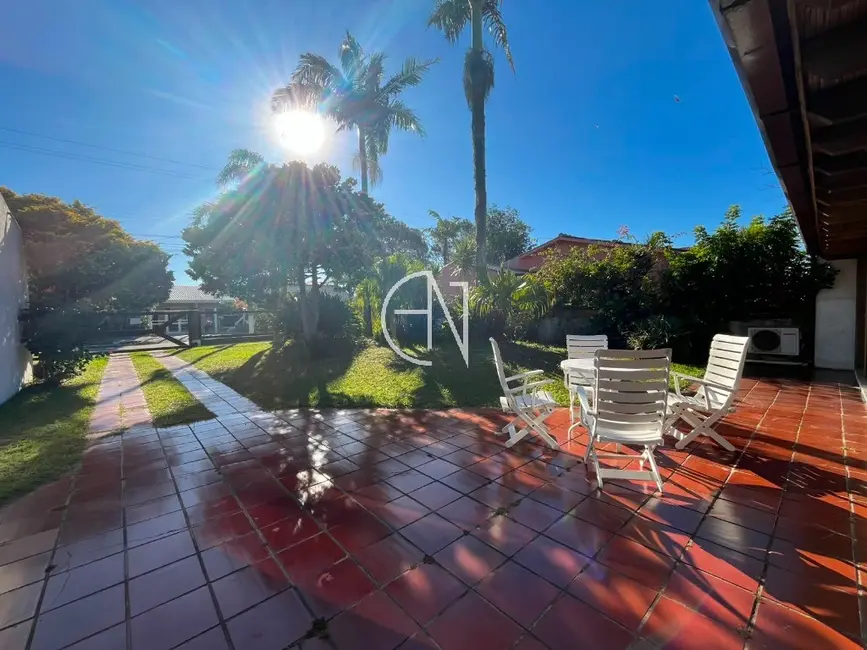 Foto 6 de Casa com 7 quartos à venda, 330m2 em Centro, Imbe - RS
