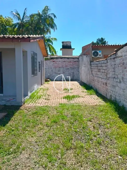 Foto 2 de Casa com 2 quartos à venda, 59m2 em Vila Eunice Velha, Cachoeirinha - RS