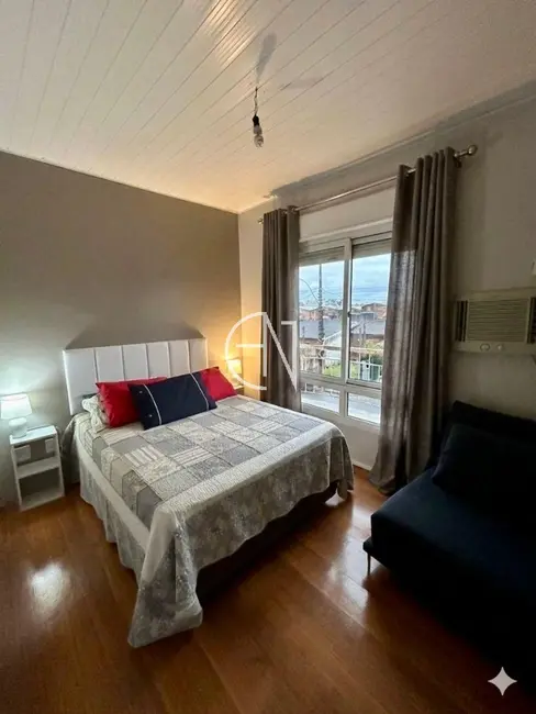 Foto 1 de Casa com 2 quartos à venda, 65m2 em City, Cachoeirinha - RS