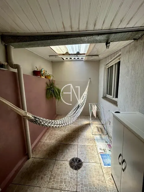 Foto 2 de Casa com 2 quartos à venda, 65m2 em City, Cachoeirinha - RS