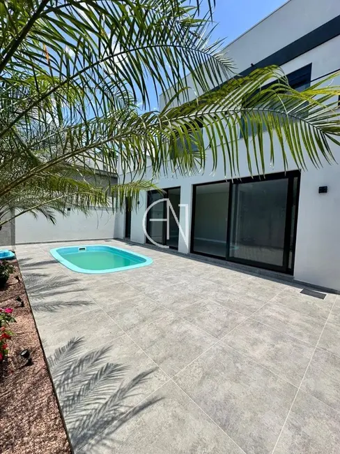 Casa de Condomínio com 3 quartos à venda, 243m2 em Centro, Gravatai - RS - imagem 9 Foto 9 de Casa de Condomínio com 3 quartos à venda, 243m2 em Centro, Gravatai - RS
