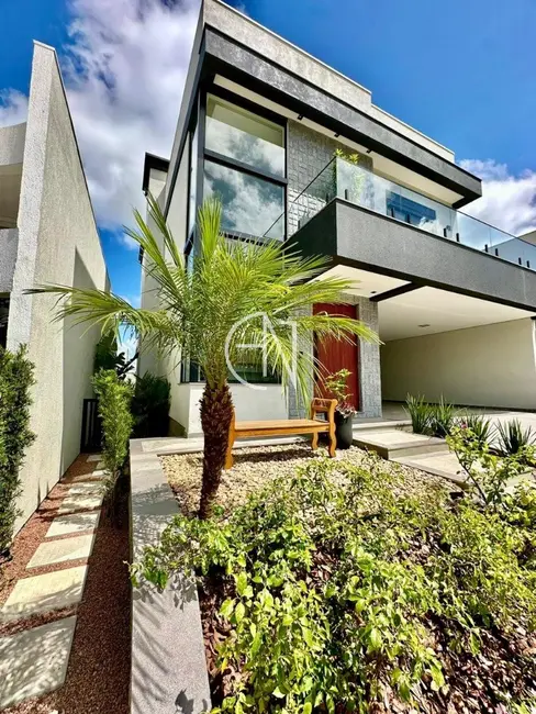 Casa de Condomínio com 3 quartos à venda, 243m2 em Centro, Gravatai - RS - imagem 1 Foto 1 de Casa de Condomínio com 3 quartos à venda, 243m2 em Centro, Gravatai - RS
