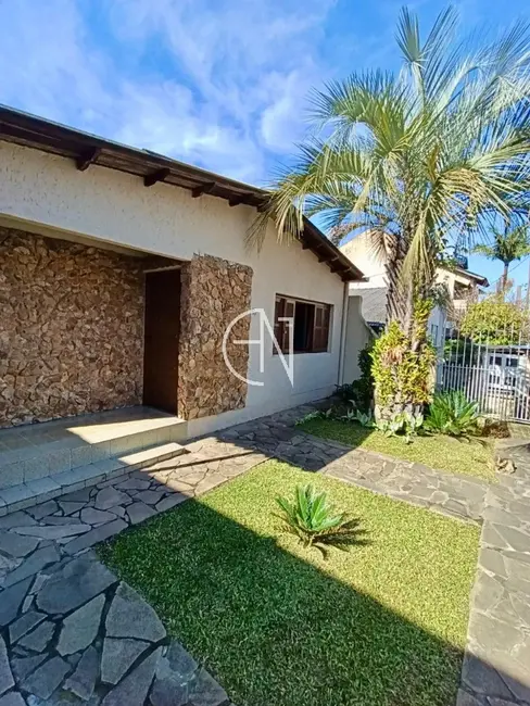 Casa com 3 quartos à venda, 160m2 em Vila Eunice Nova, Cachoeirinha - RS - imagem 1 Foto 1 de Casa com 3 quartos à venda, 160m2 em Vila Eunice Nova, Cachoeirinha - RS