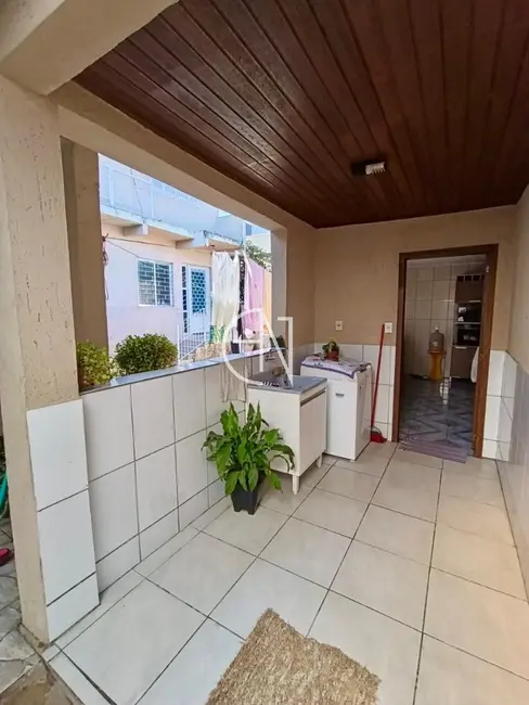 Casa com 3 quartos à venda, 160m2 em Vila Eunice Nova, Cachoeirinha - RS - imagem 6 Foto 6 de Casa com 3 quartos à venda, 160m2 em Vila Eunice Nova, Cachoeirinha - RS