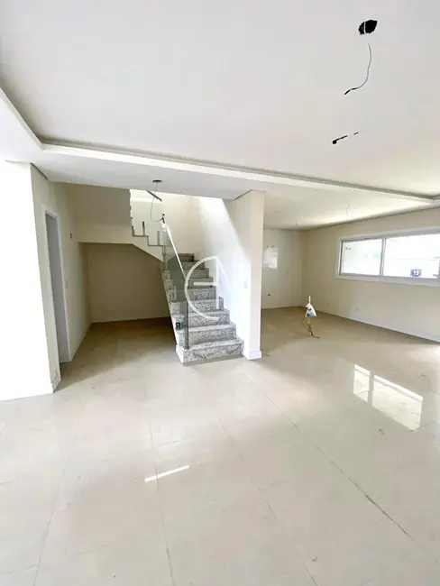 Foto 6 de Casa de Condomínio com 3 quartos à venda, 180m2 em Cachoeirinha - RS