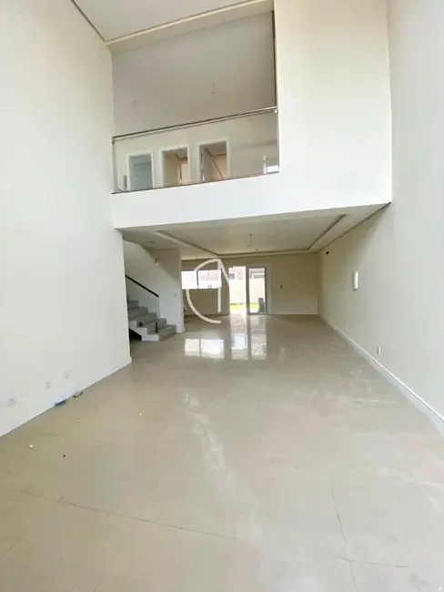 Foto 4 de Casa de Condomínio com 3 quartos à venda, 180m2 em Cachoeirinha - RS