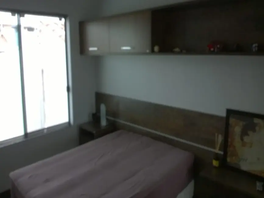 Casa com 3 quartos à venda, 188m2 em Cachoeirinha - RS - imagem 7 Foto 7 de Casa com 3 quartos à venda, 188m2 em Cachoeirinha - RS